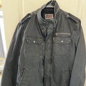 Women's Levi Strauss Black Denim Winter Trucker Coat Size 6 Sherpa Lined Warm